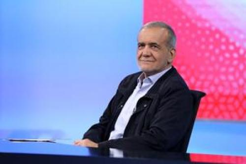 عذرخواهی مسعود پزشکیان از مردم در ابتدای مناظره دوم