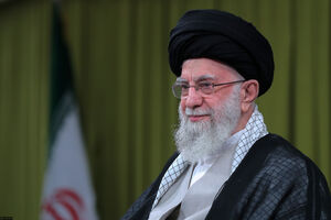 پیام رهبر انقلاب به پنجاه‌وهشتمین نشست اتحادیه انجمن‌های اسلامی دانشجویان در اروپا