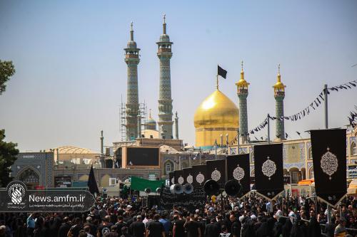 این حسین کیست که لیلای همه تا ابد است