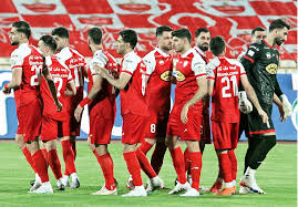 شاه ماهی پرسپولیس در مسیر بازگشت به تیمش