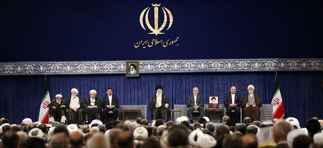 ۷ توصیه راهبردی و کاربردی رهبر انقلاب به رئیس جمهور و دولت جدید