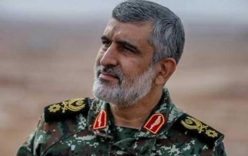 سردار حاجی‌زاده: این موشک ضد موشک ندارد.