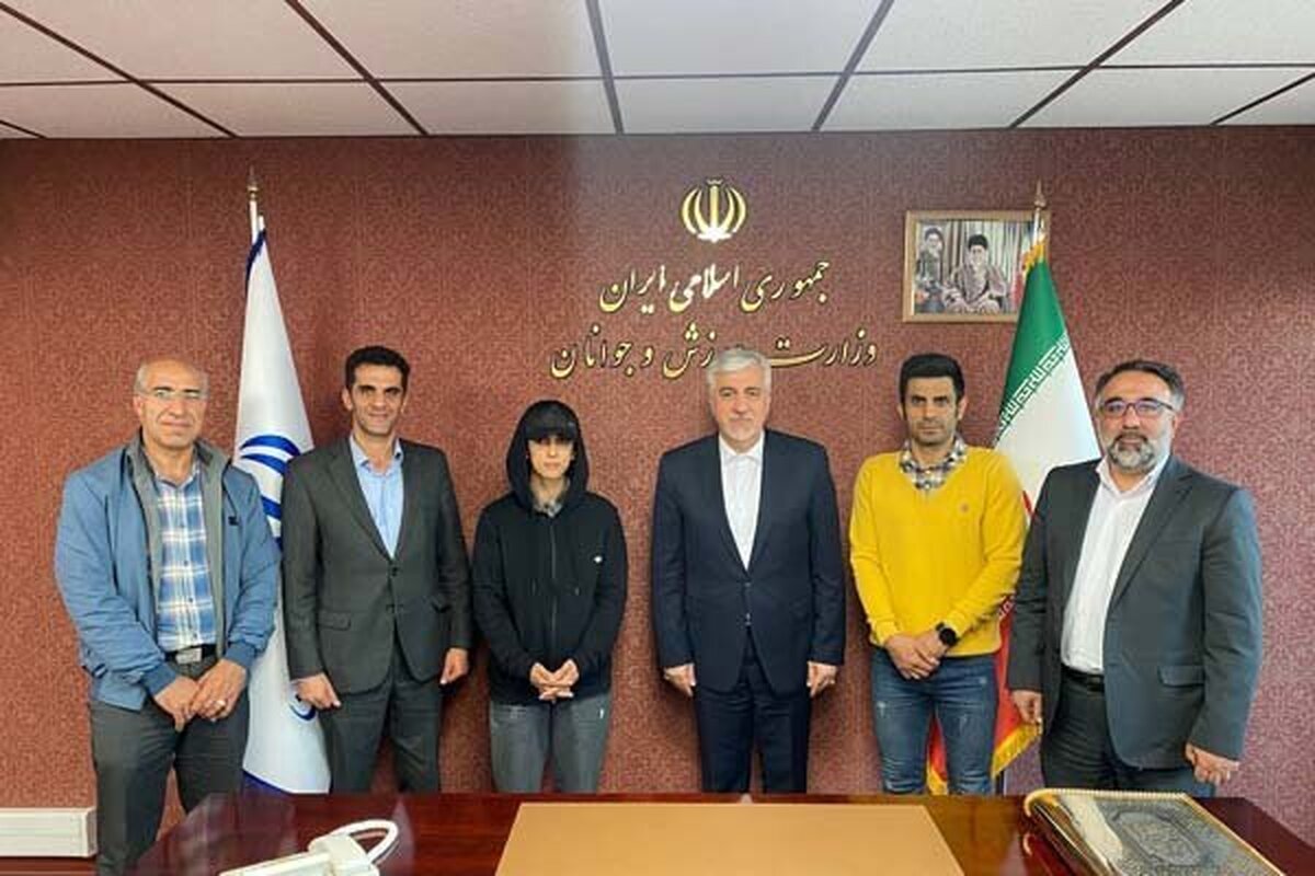 واکنش وزیر ورزش  به کسب نخستین مدال  ایران