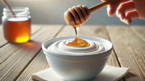 افزودن عسل به ماست برای سلامت روده