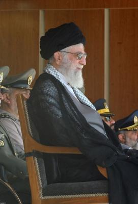 عکس/ فرمانده کل قوا در مراسم دانش‌آموختگی دانشگاه‌ افسری ارتش 