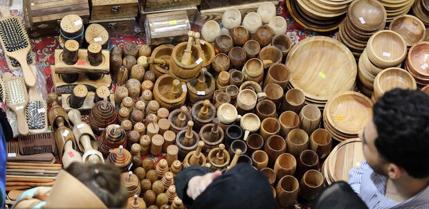 کدام کشورها مقصد صنایع‌دستی ایران بودند؟