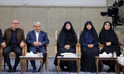 دیدار رئیس‌جمهور و هیئت دولت با رهبر 