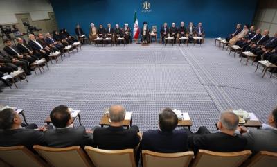 دیدار رئیس‌جمهور و هیئت دولت با رهبر 