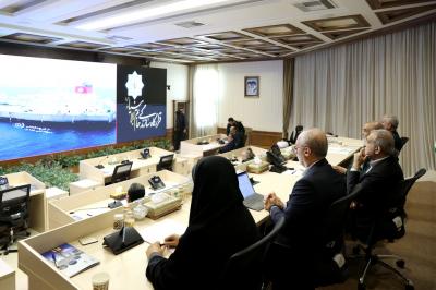 بازدید پزشکیان از قرارگاه سازندگی خاتم الانبیاء 