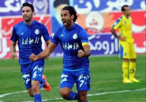 خطر برای دفاع استقلال/ نمادسازی فرهاد مجیدی مقابل پرسپولیس +عکس و فیلم