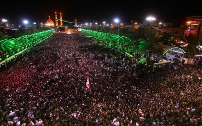 عکس/ شب اول محرم در حرم امام حسین(ع) 