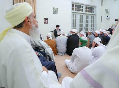 تصاویر دیدار علمای اهل سنت با رهبر انقلاب