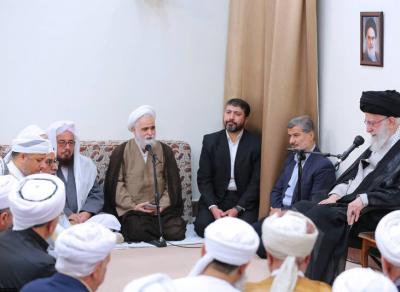 تصاویر دیدار علمای اهل سنت با رهبر انقلاب