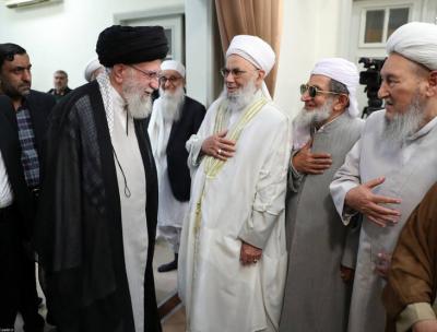 تصاویر دیدار علمای اهل سنت با رهبر انقلاب