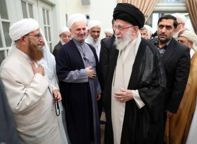 تصاویر دیدار علمای اهل سنت با رهبر انقلاب
