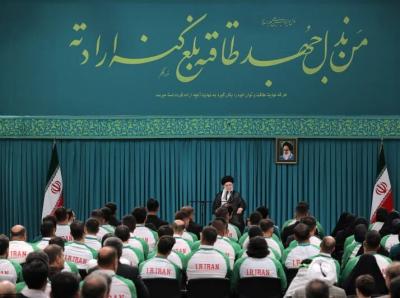 تصاویر دیدار ورزشکاران المپیک و پارالمپیک با رهبر انقلاب