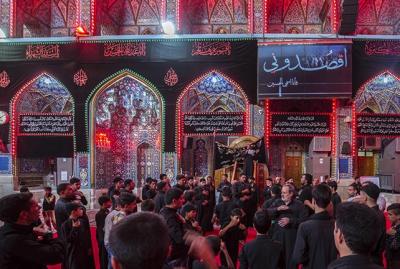 عکس/ شب دوم محرم در حرم امام حسین(ع)