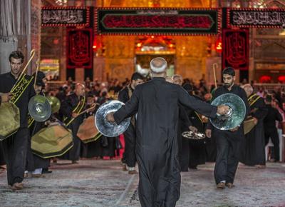 عکس/ شب دوم محرم در حرم امام حسین(ع)