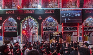 عکس/ شب دوم محرم در حرم امام حسین(ع)