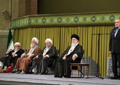 دیدار سفرای کشوهای اسلامی با رهبر انقلاب
