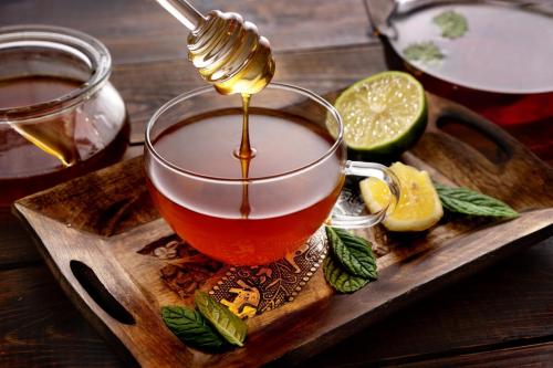  ترکیب عسل و چای سمی است ؟