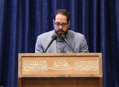 تصاویر رهبر انقلاب در دیدار با جمعی از نخبگان
