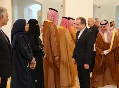دیدار عراقچی با وزیر خارجه عربستان/عکس