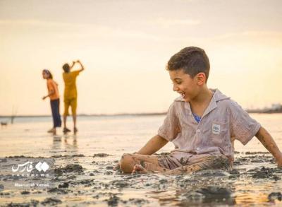 کودکانه‌ای با ساحل/عکس