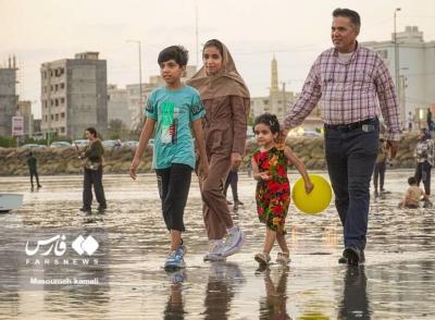 کودکانه‌ای با ساحل/عکس