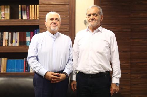 پاسخ عجیب پزشکیان به سوال درباره ظریف
