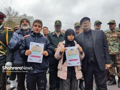 مراسم تشییع پیکر شهید خموشی / عکس