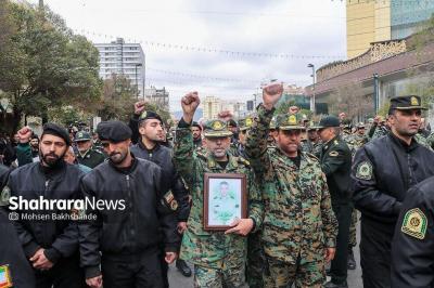 مراسم تشییع پیکر شهید خموشی / عکس