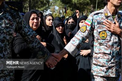 تشییع پیکر شهید پدافند هوایی «سجاد منصوری»