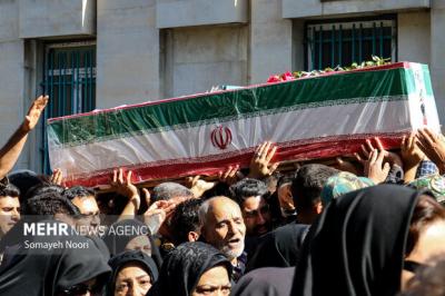 تشییع پیکر شهید پدافند هوایی «سجاد منصوری»