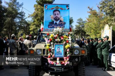 تشییع پیکر شهید پدافند هوایی «سجاد منصوری»