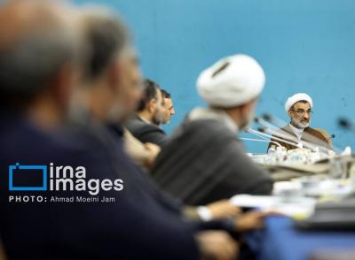 حضور سران قوا در جلسه شورای عالی انقلاب فرهنگی