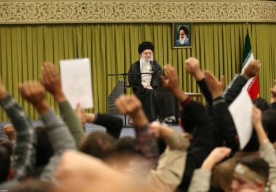 دیدار دانش‌آموزان و دانشجویان با رهبر انقلاب