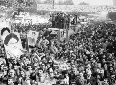 تصاویر دیده نشده از تسخیر لانه جاسوسی