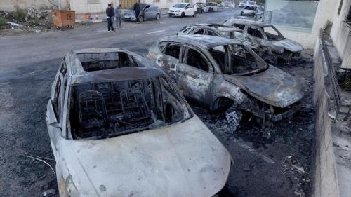 آتش زدن خودروهای فلسطینی‌ها توسط اسرائیلی‌ها/عکس