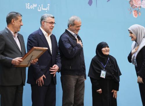 حضور پزشکیان در مراسم گرامیداشت مقام پرستار