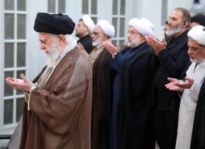 دیدار دست‌اندرکاران همایش حضرت جعفربن‌ابی‌طالب(ع) با رهبر انقلاب