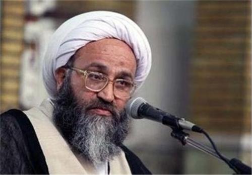 برخی دولتمردان دنبال سیاسی جلوه دادن حقوق‌های نجومی هستند/مسئله فراتر از یک موضوع سیاسی است