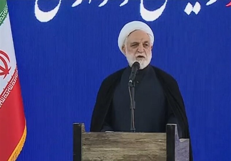 دشمن در حال توطئه برای ایجاد نا امنی در کشور است 
