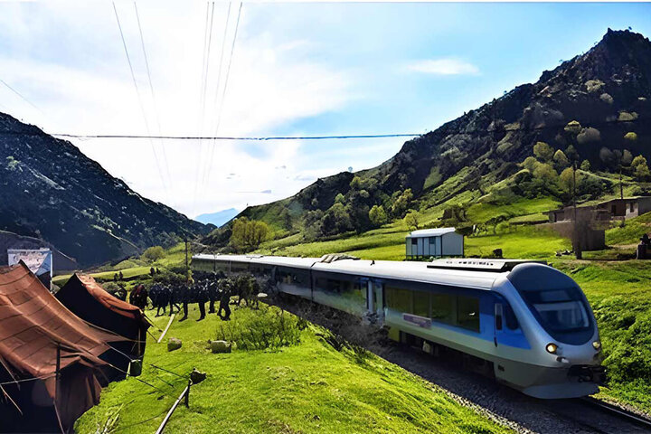 قطار گردشگری تهران - شیرگاه