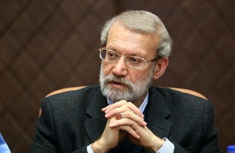 فیلم/ گفت‌وگوی خبرنگاران با لاریجانی پس از حمله امروز اسرائیل به دمشق