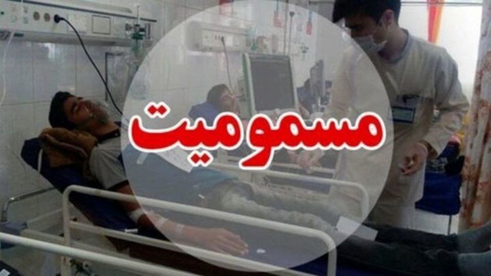 مسمومیت ۶۰ نفر در محور شهرضا 