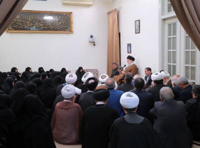 عکس دیدار اعضای "جامعة الزهراء" با رهبر انقلاب