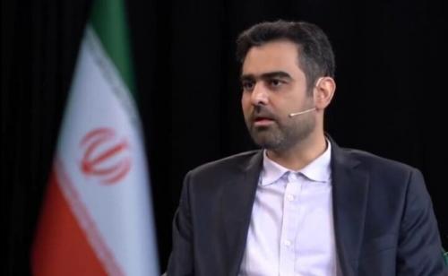 باید خودروسازان داخلی را مجبور به رقابت کنیم