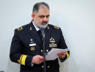 عکس جمعی از فرماندهان نیروی دریایی ارتش با رهبر انقلاب