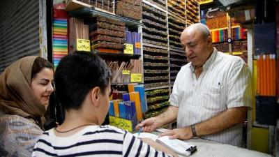 مداد رنگی فروشی منحصربفرد در قلب تهران 